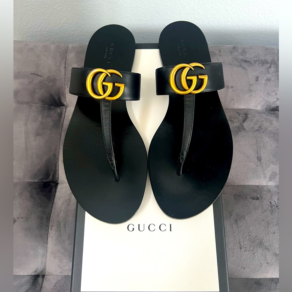 GUCCI Lifford thong sandals…worn once!! Great deal!!!
